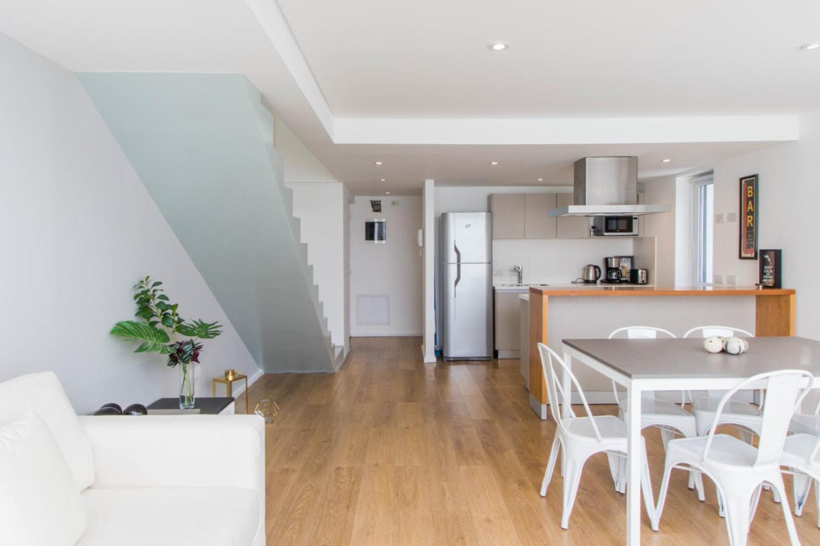 אושואיה Gray Fox Apartments Deloqui מראה חיצוני תמונה
